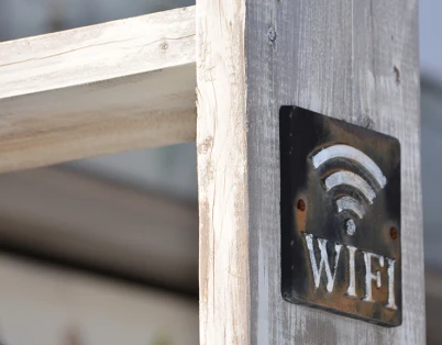 Fim das senhas fáceis: Anatel publica novas regras de segurança para roteadores WiFi