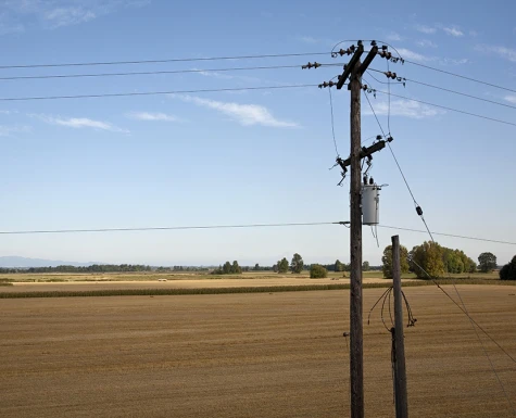 Compartilhando as redes elétricas com a de telecomunicações conforme a norma