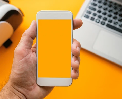 Moto G100 é homologado na Anatel com 5G e bateria de 5.000 mAh