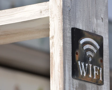 Fim das senhas fáceis: Anatel publica novas regras de segurança para roteadores WiFi